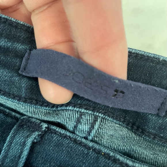 Joe’s High Rise Skinny Ankle Jeans. “Shark Bite” Hem. Size 27. Dark Blue. - Picture 10 of 10